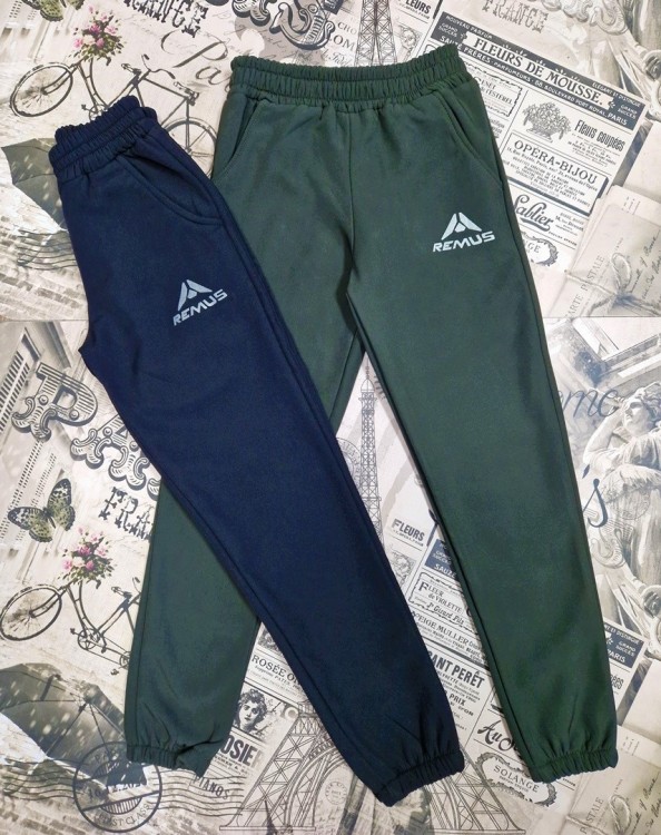 утепленные джоггеры 